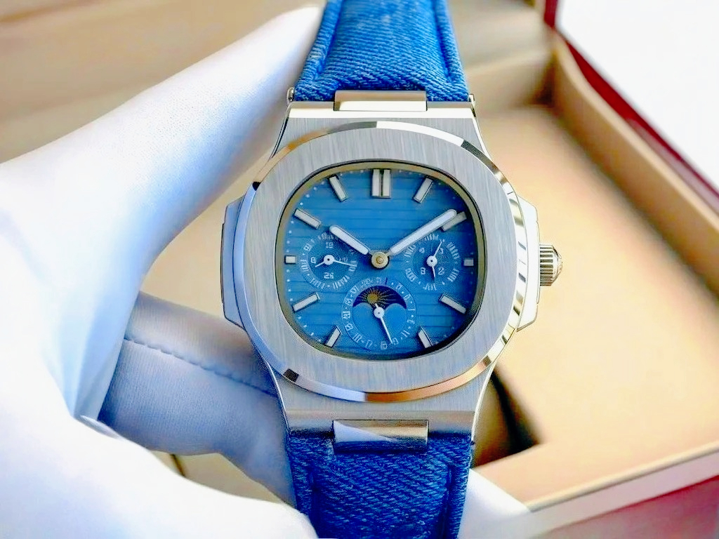 Luxury Watch Display Case - Elegant Heritage Men Automatic Mechanical Watches
