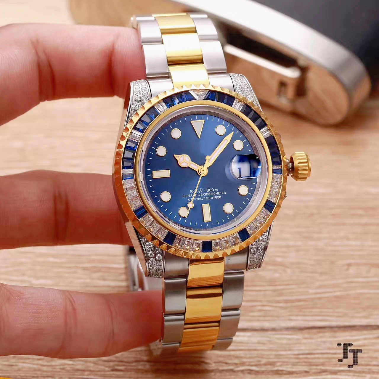 Male Automatic Movement Watche - Luxury Watch Display 리뷰 및 가격