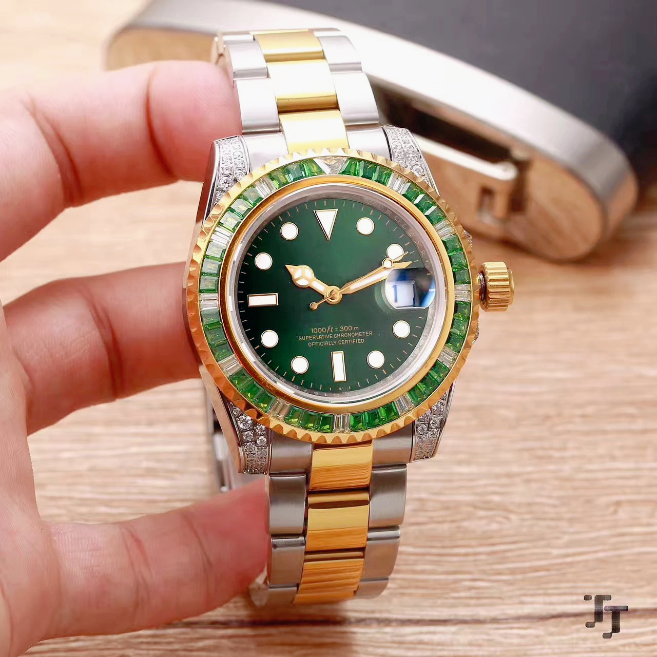 Male Automatic Movement Watche - Luxury Watch Display 리뷰 및 가격
