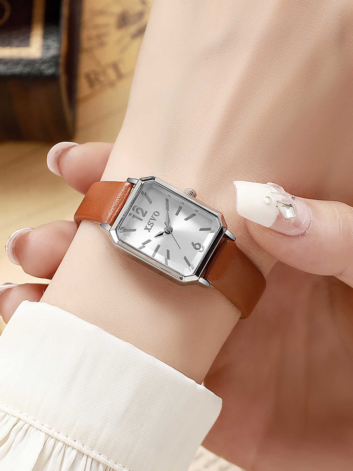 Vintage Silver Square Women's  - Luxury Watch Leather Strap 리뷰 및 가격