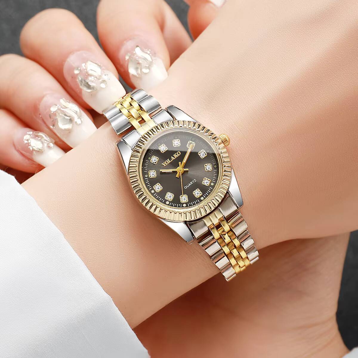 Fashion Rhinestone Women Quart - Luxury Watch Case Travel 리뷰 및 가격